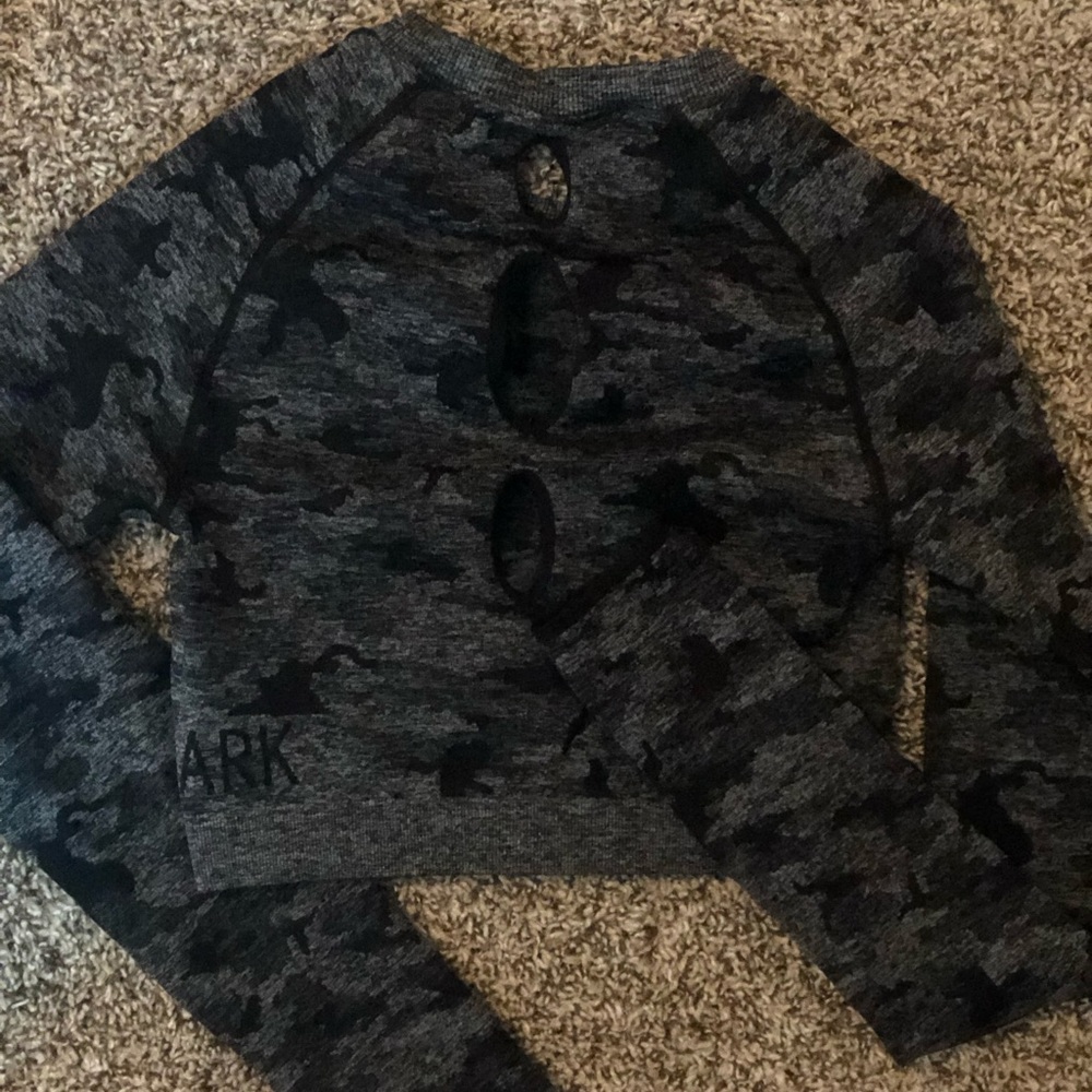 gymshark long sleeve crop top